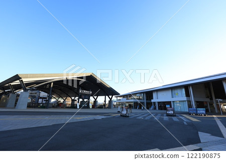 Hiroshima Electric Railway Miyajimaguchi Station and Miyajimaguchi Ferry Terminal (Hatsukaichi City, Hiroshima Prefecture) 122190875