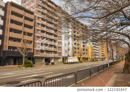Horikawa, Kamigyo Ward, Kyoto City, streetscape around Abe no Seimei Shrine 122192847