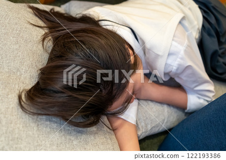 younger, person, girl 122193386