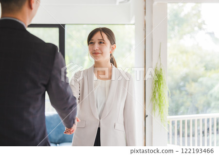 Handshake  122193466