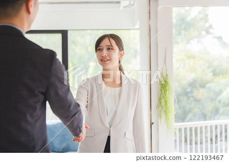 Handshake  122193467