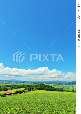 Hokkaido summer blue sky and earth Hokkaido summer blue sky and earth 122195017