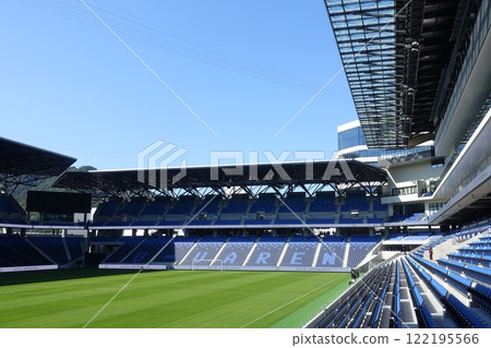 和平體育場，一個草坪美麗的足球場 122195566