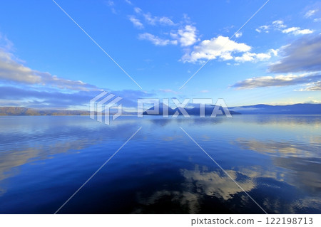 【固定價格】北海道初秋的洞爺湖風景（北海道洞爺湖町） 122198713