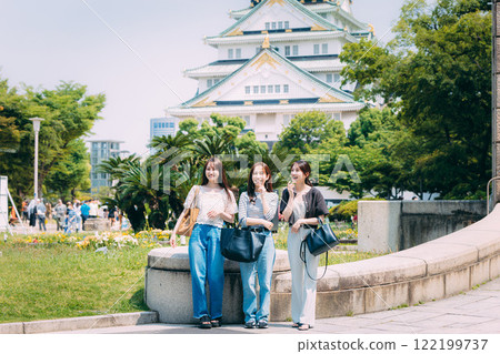 Women's trip Osaka sightseeing Osaka Castle 122199737