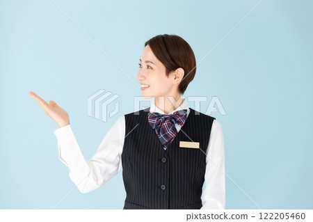 Women, uniform, hand-waving 122205460