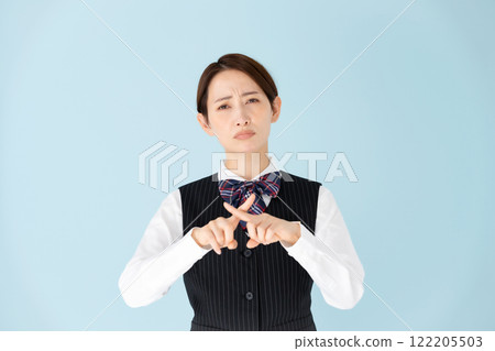 Women's uniforms and divorces 122205503