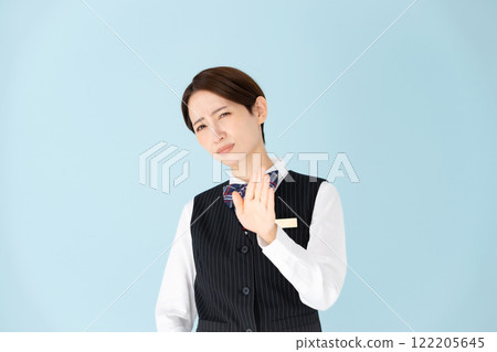 Women in uniforms not allowed 122205645