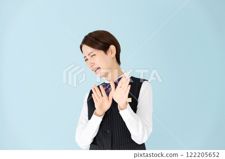 Women in uniforms not allowed 122205652