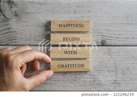 Happiness begins with gratitude 122206239