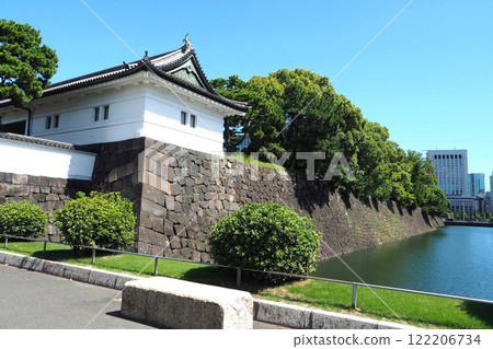 前江戶城（皇宮）的凱旋護城河[東京都千代田區] 122206734
