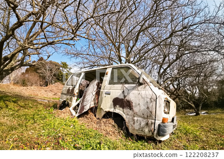 Abandoned vehicle in the mountains 122208237