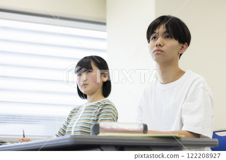 上課的學生 122208927