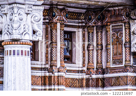 Architectural details of columns  122211697