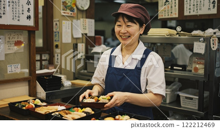Lunch box store clerk 122212469