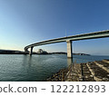 海上的一座橋 122212893
