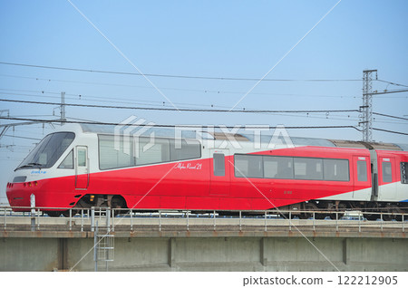 東海道線茅崎-平塚伊豆急行2100系列R-5編組度假村舞子號 122212905