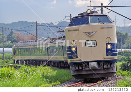 Uchibo Line Tateyama-Kokonoe JR East 583 series N1+N2 formation (Akita) Special beach seine fishing experience train Uchibo Line Tateyama-Kokonoe JR East 583 series N1+N2 formation (Akita) Special beach seine fishing experience train 122213350