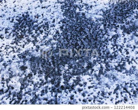 冬季小路的樹影與小雪 冬季小路的樹影與小雪 122214408