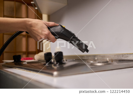 Utilize Efficient Steam Cleaning for Maintaining the Cleanliness of Stovetop Surfaces Utilize Efficient Steam Cleaning for Maintaining the Cleanliness of Stovetop Surfaces 122214450