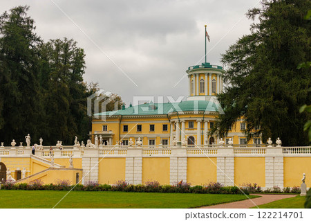 Exploring the grandeur of estate Arkhangelskoye and its stunning architecture amidst dramatic skies Exploring the grandeur of estate Arkhangelskoye and its stunning architecture amidst dramatic skies 122214701