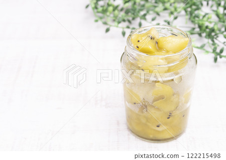 玻璃瓶裝獼猴桃果醬 玻璃瓶裝奇異果果醬 玻璃瓶裝獼猴桃果醬 玻璃瓶裝奇異果果醬 122215498