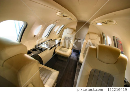 小型商務飛機的內部和客艙 122216419