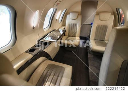 小型商務飛機的內部和客艙 122216422