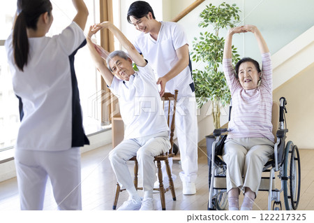 護理護理:物理治療師的高階伸展運動 護理護理:物理治療師的高階伸展運動 122217325