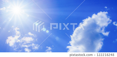 The sun in the blue sky 122218248
