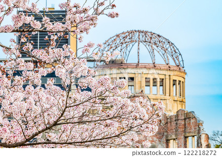 廣島原子彈爆炸圓頂屋和櫻花 122218272