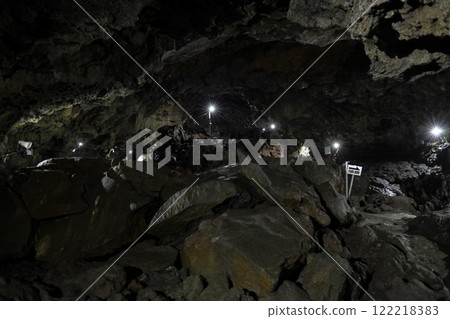 Inside the Komamon Wind Cave Inside the Komamon Wind Cave 122218383