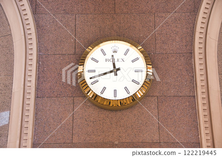 The gorgeous interior of Qasr Al Watan Palace 122219445