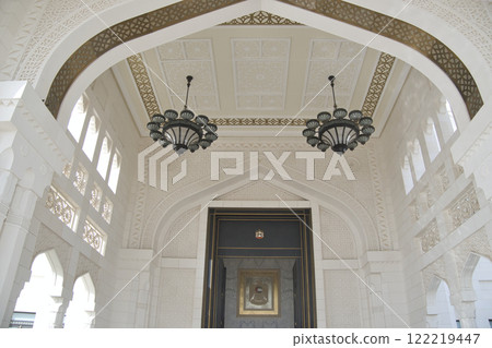 The gorgeous interior of Qasr Al Watan Palace 122219447