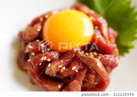 Yukhoe-style roast beef 122220359