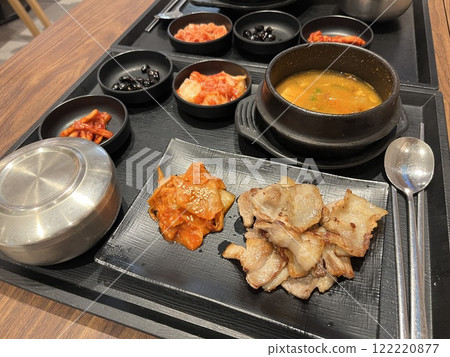 Samgyeopsal set meal Samgyeopsal set meal 122220877