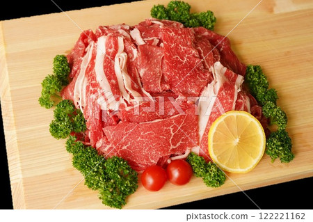 Meat scraps 122221162