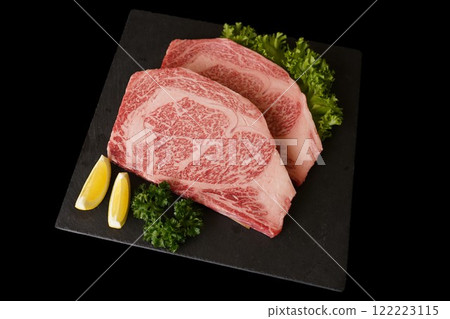Loin steak beef Loin steak beef 122223115
