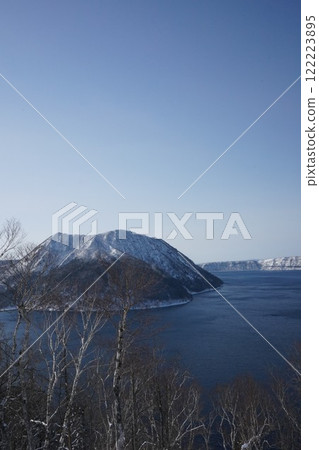 Mysterious Lake Mashu in winter Mysterious Lake Mashu in winter 122223895