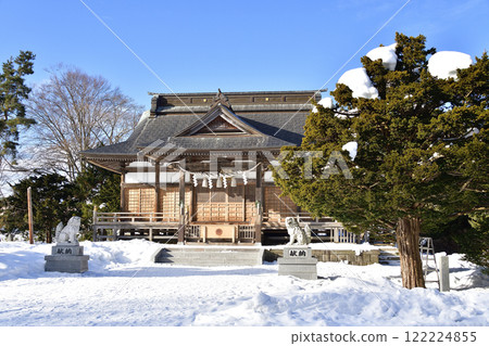 拍攝北海道八雲町八雲神社境內的冬季風景 拍攝北海道八雲町八雲神社境內的冬季風景 122224855