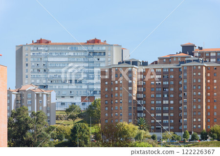 Overview of buildings with individual dwellings for private use in a city. Overview of buildings with individual dwellings for private use in a city. 122226367