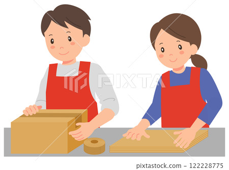 圍裙包裝紙板中的男人和女人 122228775