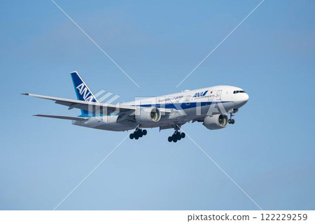 冬季，飛機降落在北海道千歲市新千歲機場 122229259