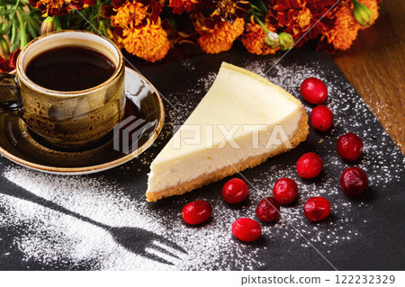 cheesecake with berries cheesecake with berries 122232329