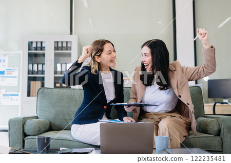 Business team creative are excited business success. 122235481