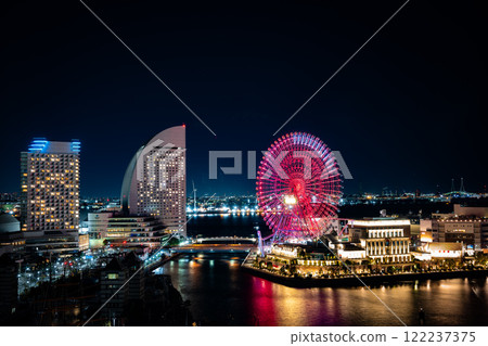 New Year's Eve in Minato Mirai 122237375