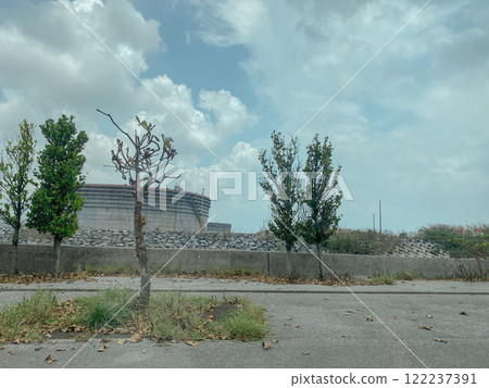 Mysterious building and small tree Mysterious building and small tree 122237391