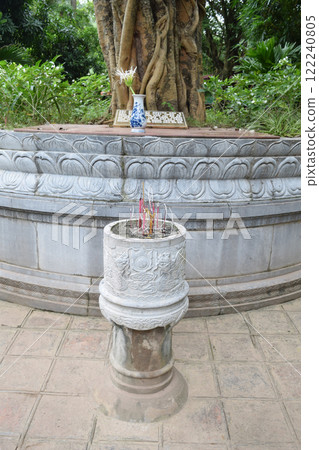 Vietnamese incense sticks 122240805