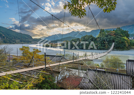 川根本町鹽鄉吊橋風景（靜岡縣） 122241044