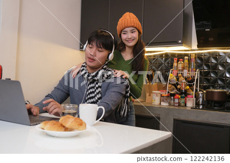 Young Asian couple living at home 122242136